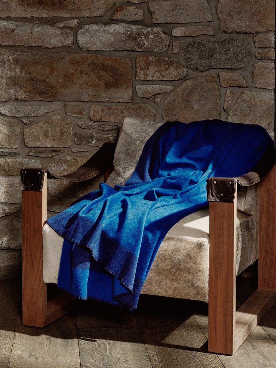 Arran Border Navy Sapphire Cashmere Blanket | Begg x Co