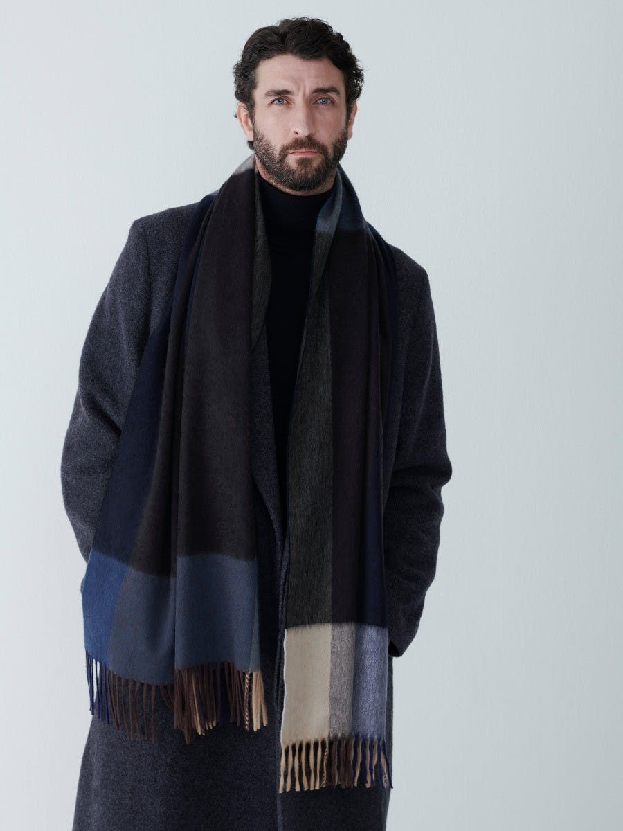 Mens Shadow Oversize Cashmere Scarf | Begg x Co