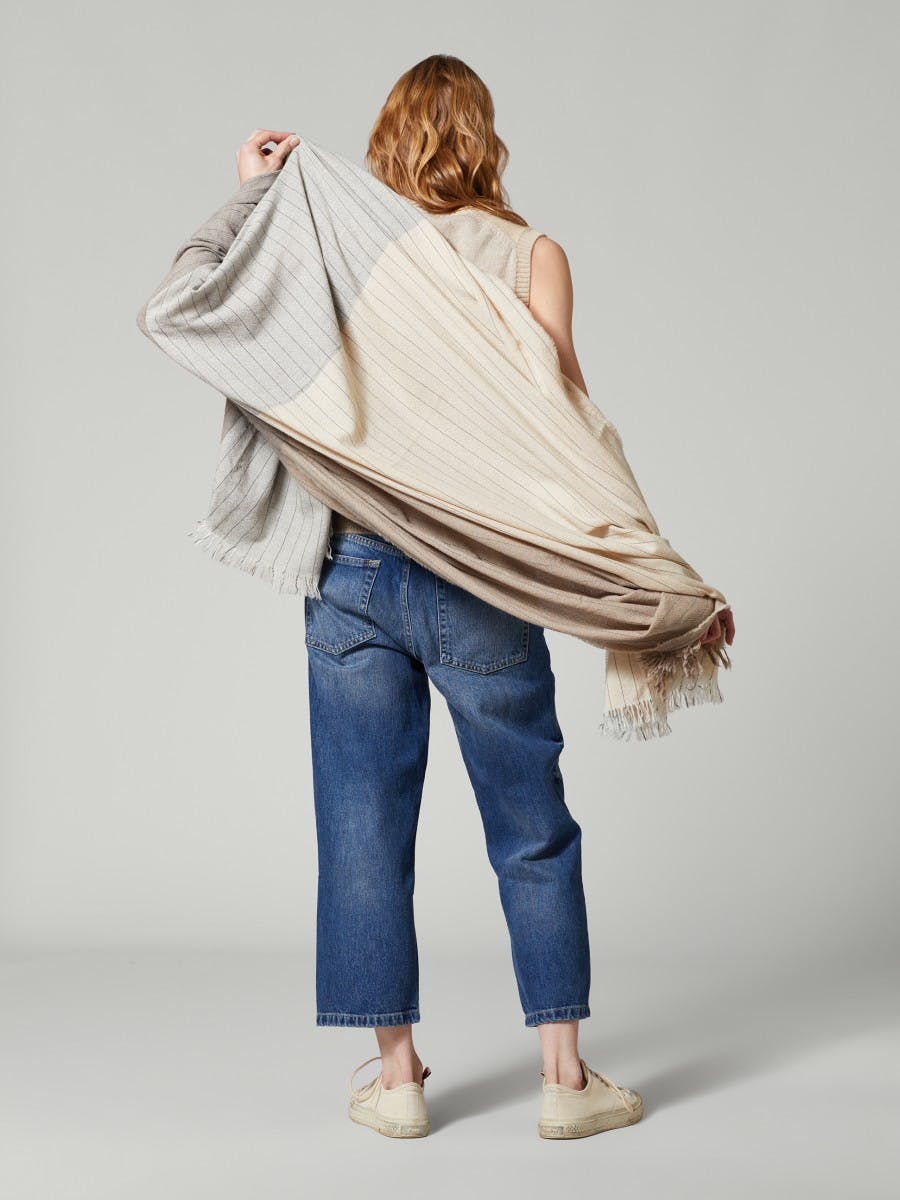 Women's Kishorn Washed Ladly Lightweight Cashmere Scarf Natural Stone | Begg x Co