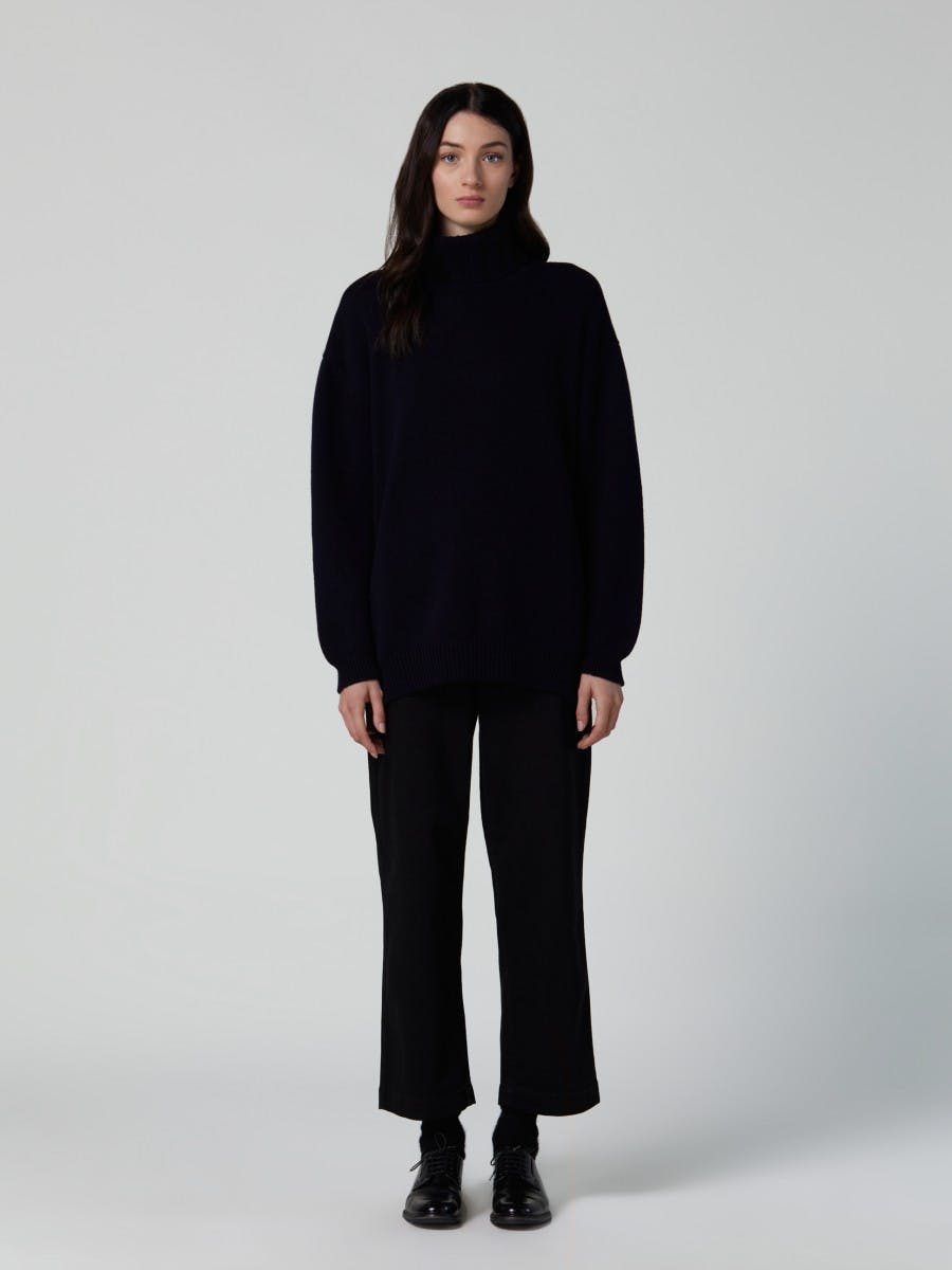 Sophia Women's Cashmere Roll Neck Sweater | Begg x Co