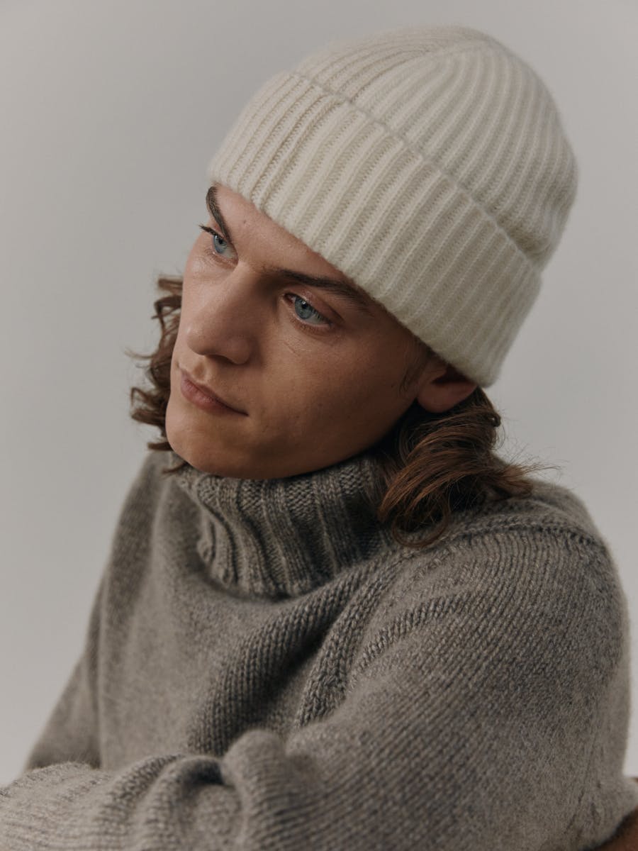Knitted Bi-Colour Cashmere Beanie Hat in Undyed/White by Begg x Co