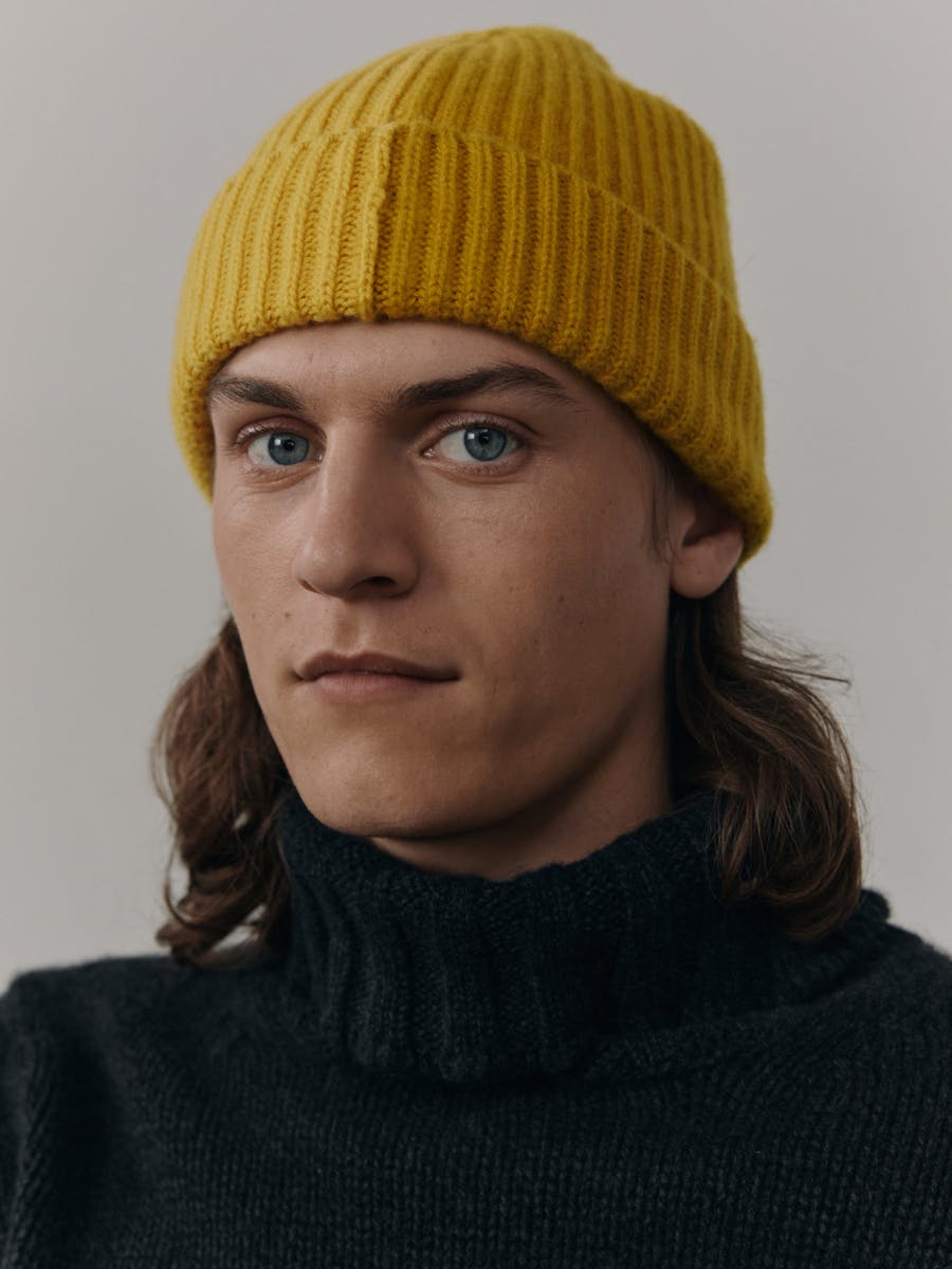 Men's Cashmere Bi-colour Beanie in Yellow by Begg x Co