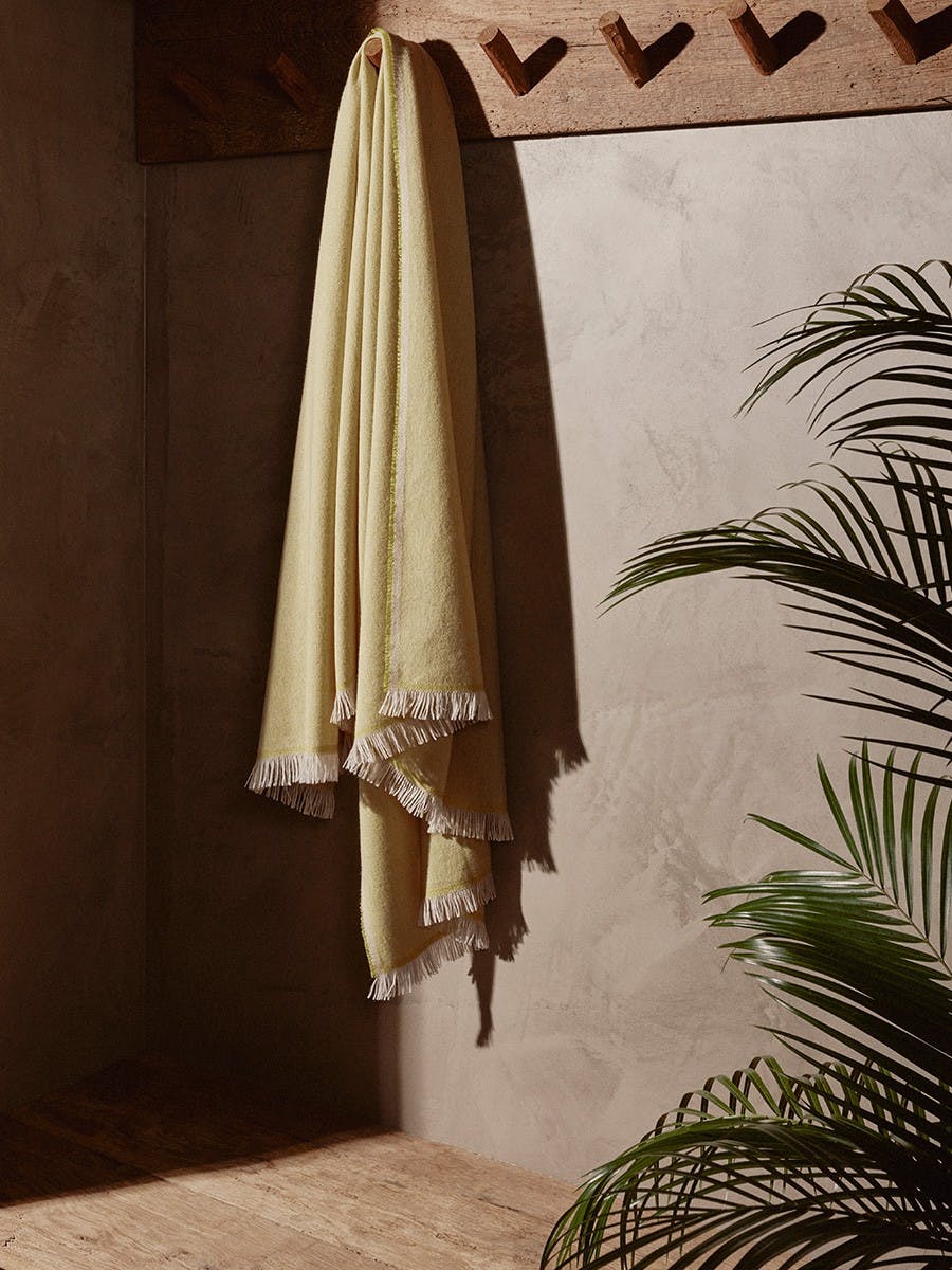 Lephin Washed Silver Saffron Cashmere Throw | Begg x Co