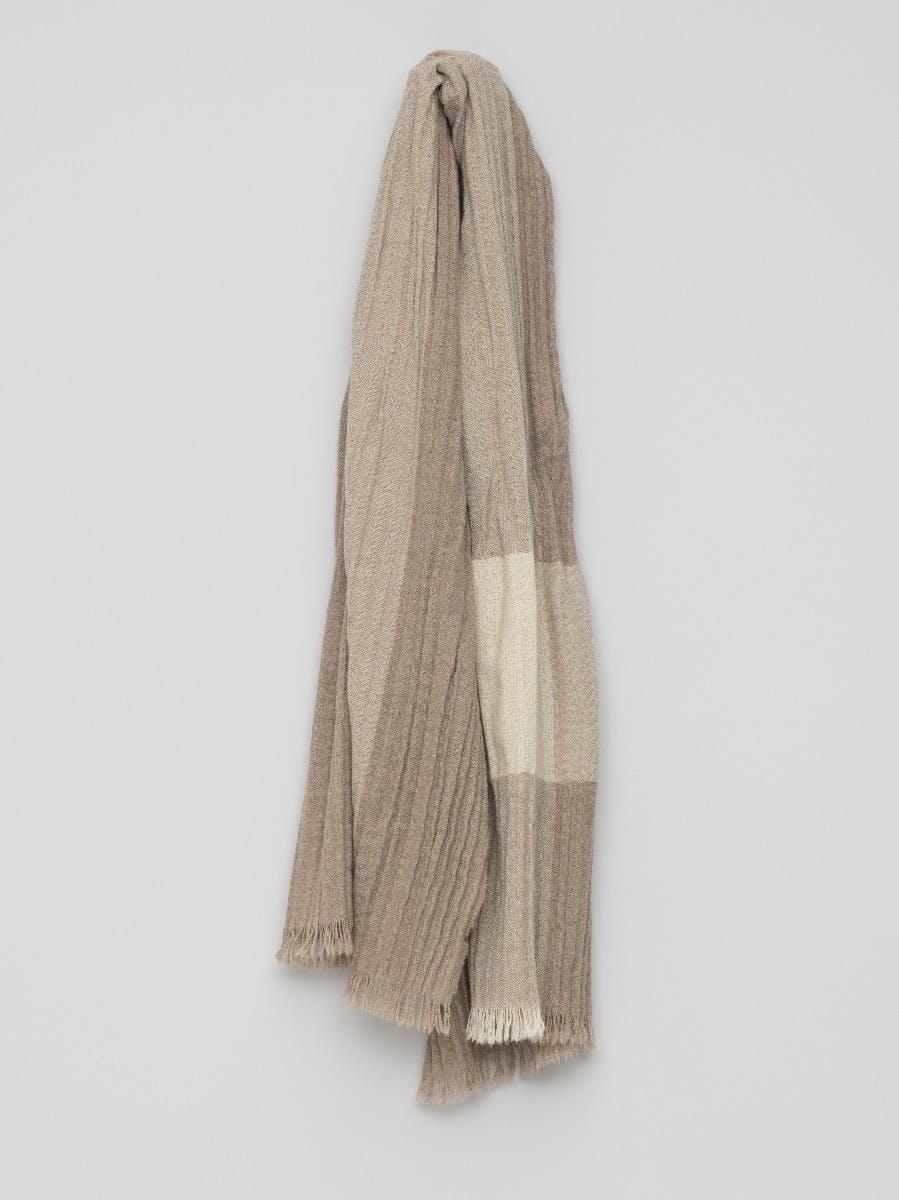 Men's Fawn White Oversized Cashmere Scarf | Begg x Co