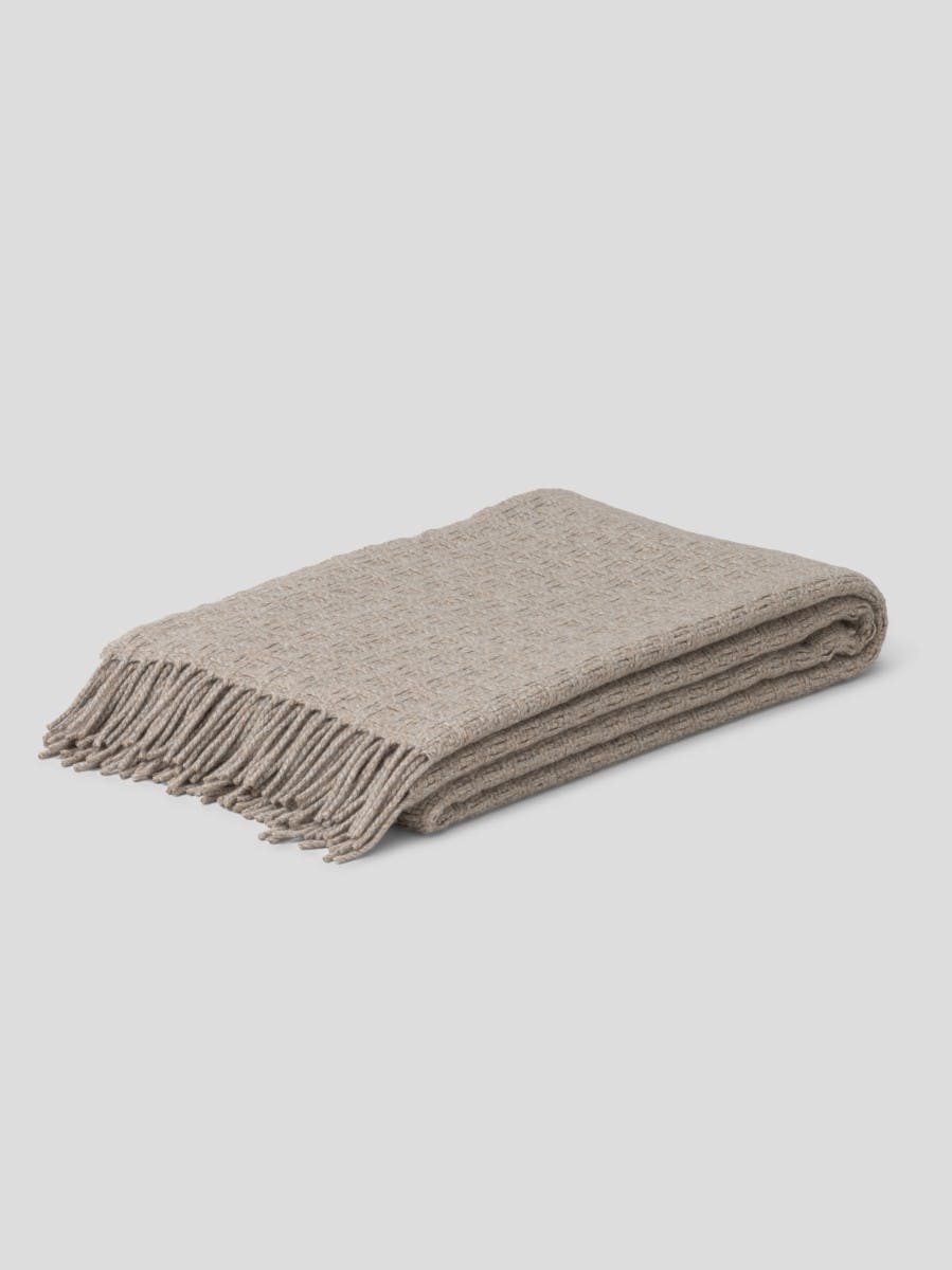 Shuna Suilven Cashmere Throw Natural Undyed | Begg x Co