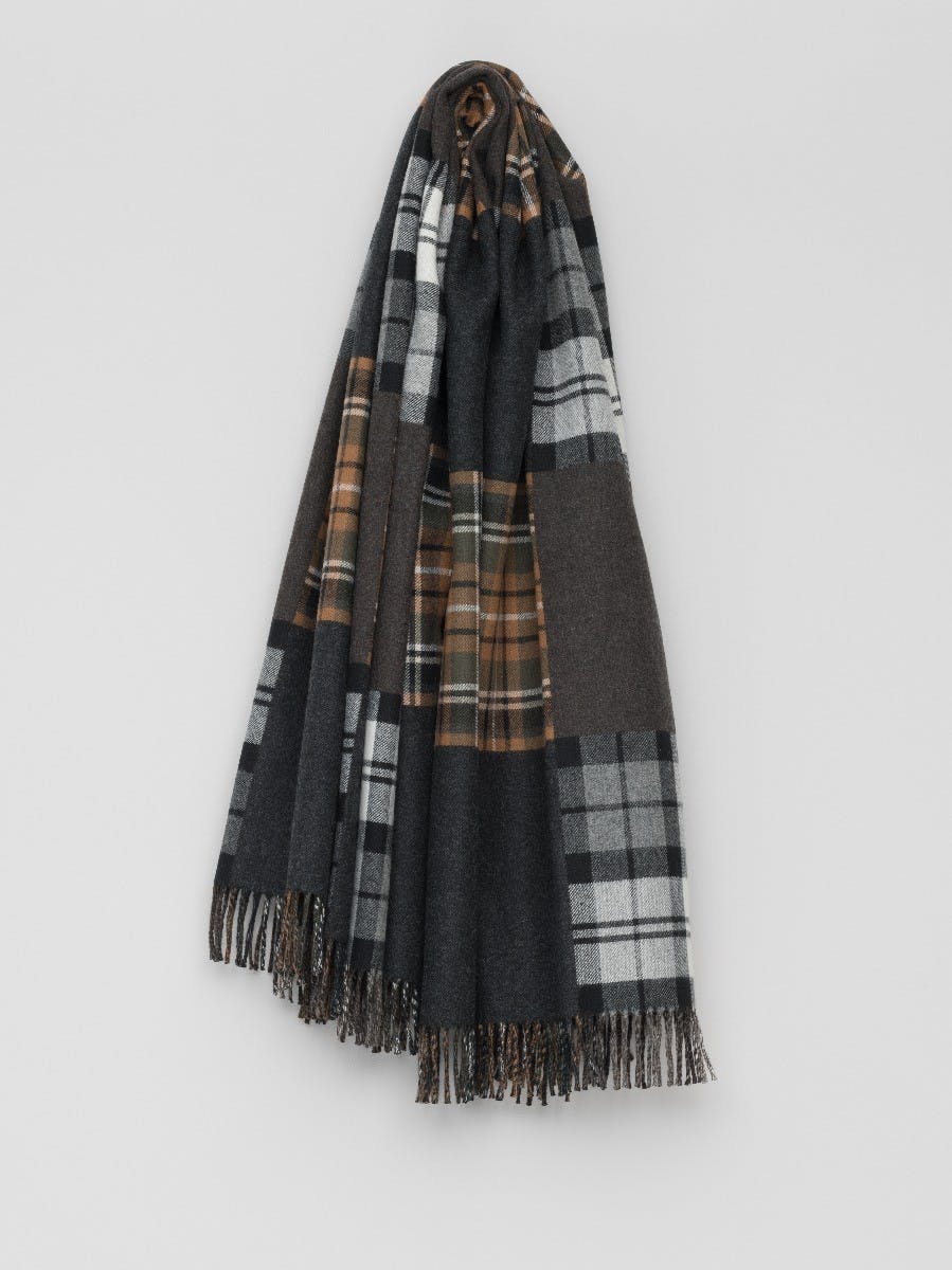 Vale Chequerboard Lambswool Cashmere Throw Vicuna Tartan| Begg x Co