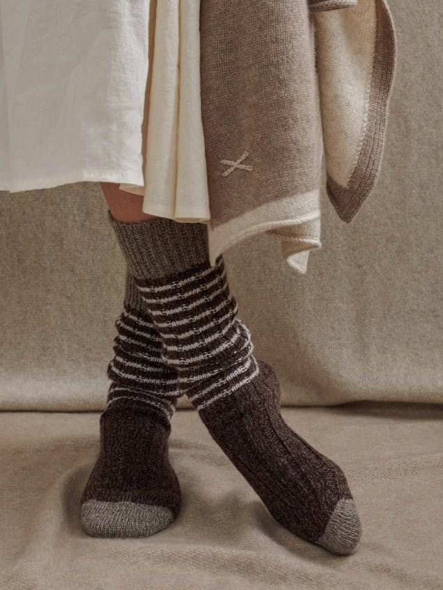 Womens Crofter Peaty Marl Cashmere Socks | Begg x Co
