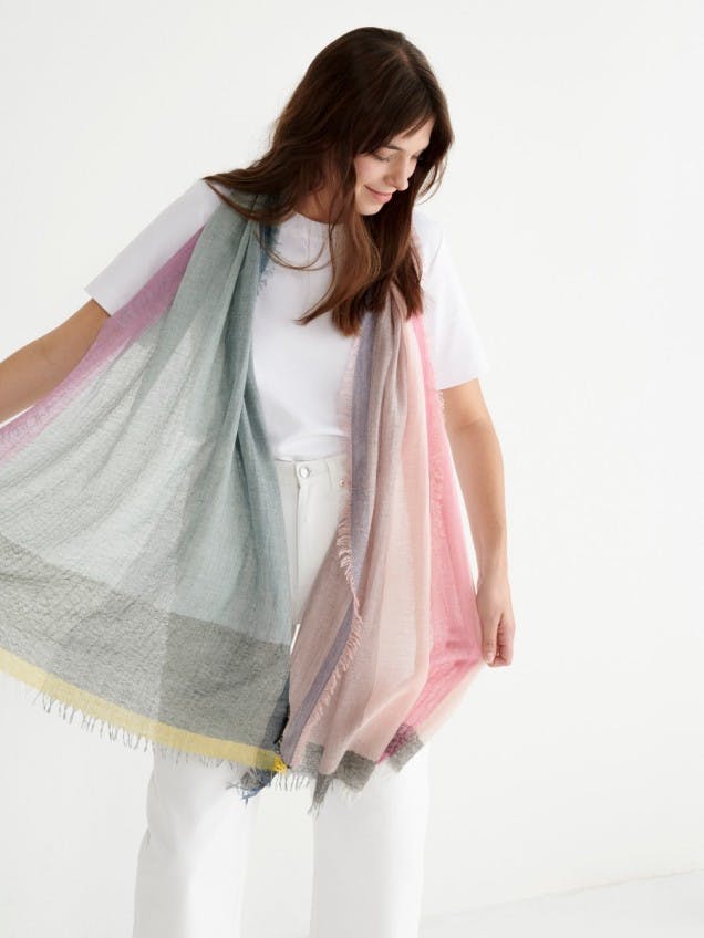 Womens Staffa Quad Cashmere Silk Scarf in Pink Multi | Begg x Co